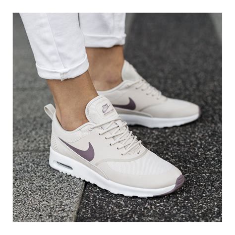 nike air thea beige 40